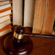 Nullum Crimen sine Pr&aelig;sente Iniuria: Time as a Diachronic Negative Element of the Offence